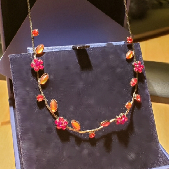 Entwined Rose Necklace and Bracelet set - Picture 1 of 3